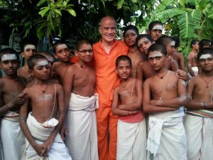 Meeting with H.H Shankaracharya of Kanchipuram